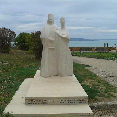 Апартаменты Alexandr