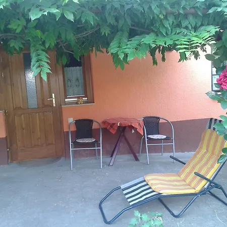 Apartment Alexandr *