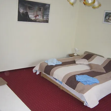 Alexandr Апартаменты