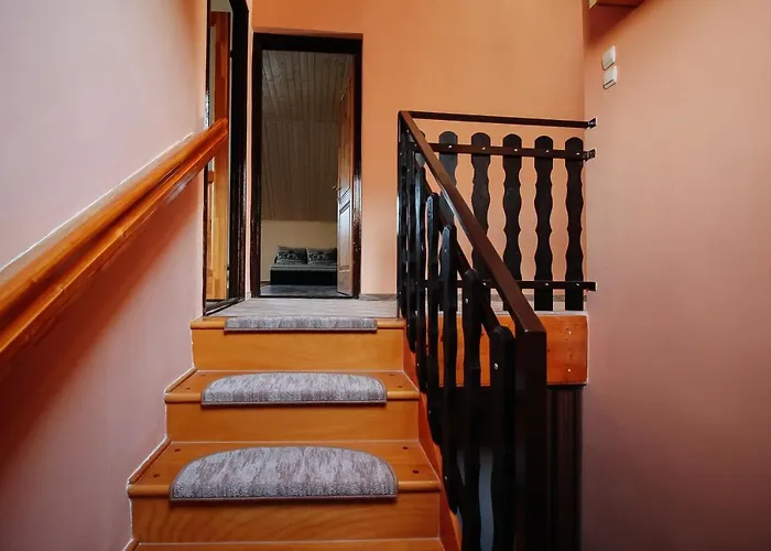 Alexandr * Alsópáhok