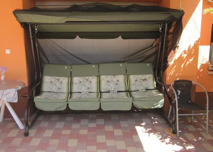 Alexandr Apartman Alsópáhok