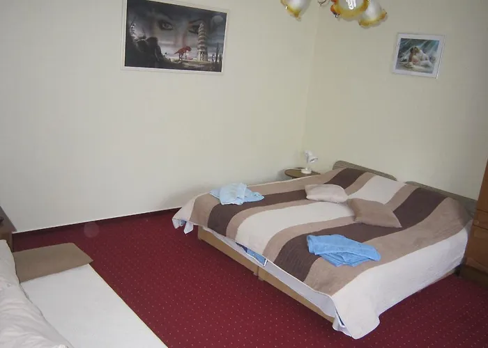 Alexandr Apartman